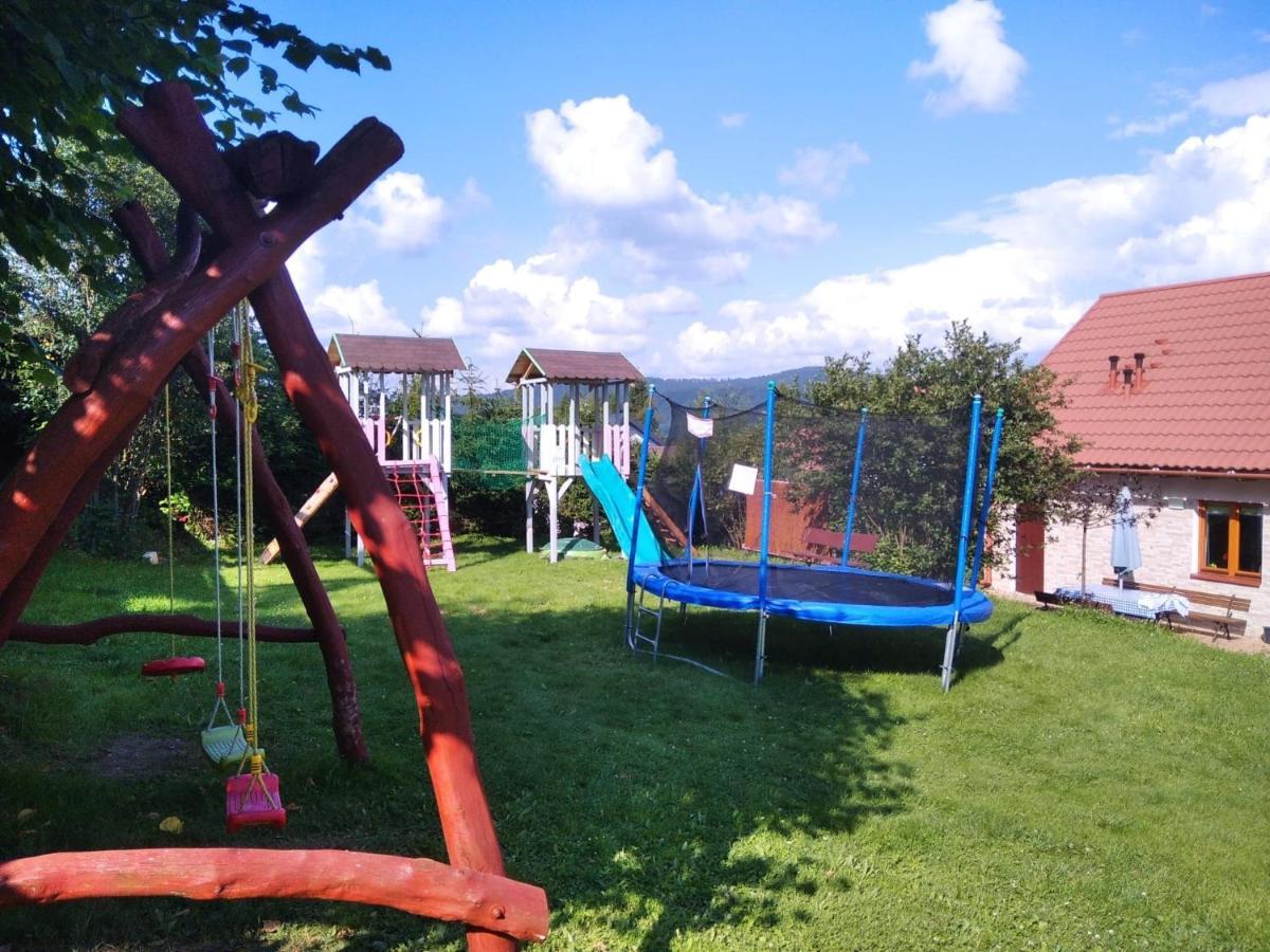 Bieszczadzki Hals - Dom Blizniak Apartment Polańczyk Exterior foto