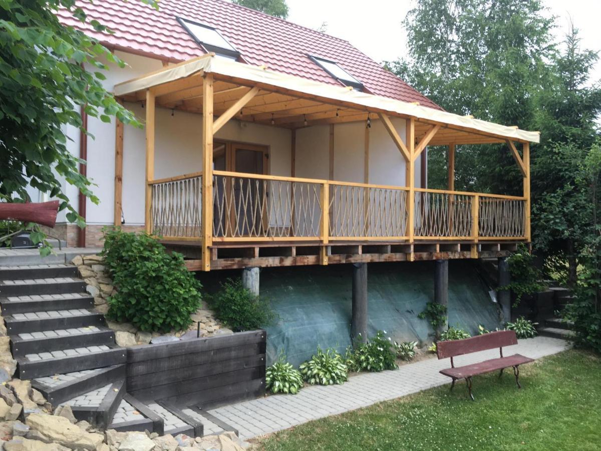 Bieszczadzki Hals - Dom Blizniak Apartment Polańczyk Exterior foto