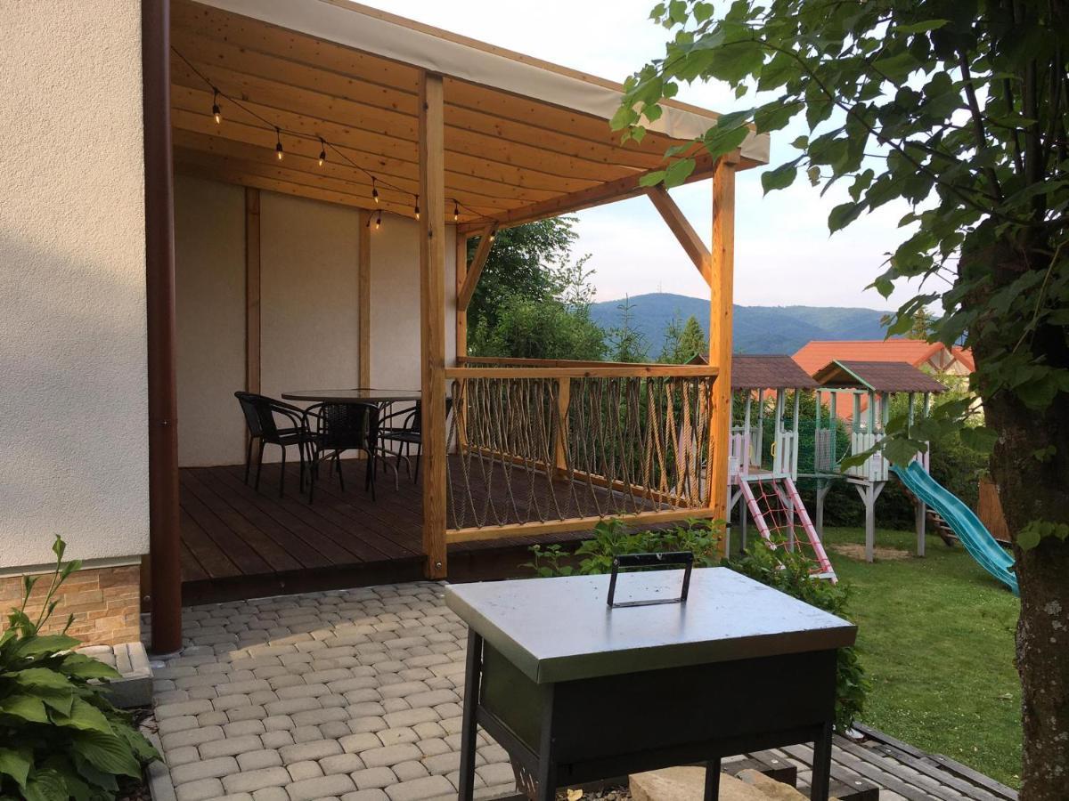 Bieszczadzki Hals - Dom Blizniak Apartment Polańczyk Exterior foto